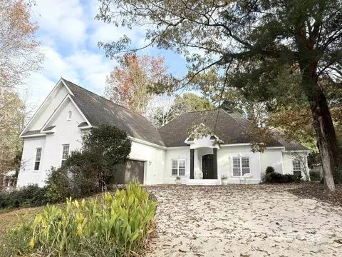 202 Potters Mill Ave, Daphne, AL 36526