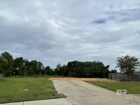6983 Crimson Ln, Gulf Shores, AL 36542