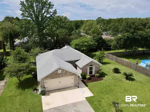 2 Windgate Ct, Foley, AL 36535