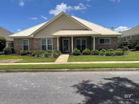210 Savannah Cir, Foley, AL 36535