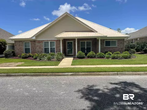 210 Savannah Cir, Foley, AL 36535
