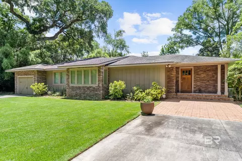420 White Ave, Fairhope, AL 36532