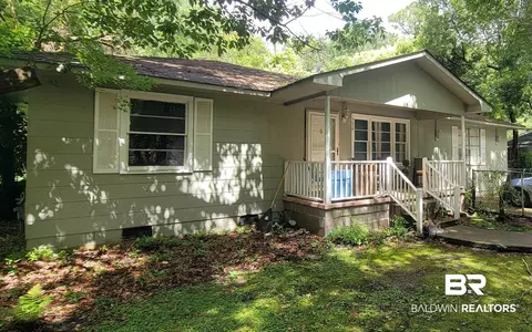 756 Lundy Ln, Mobile, AL 36606