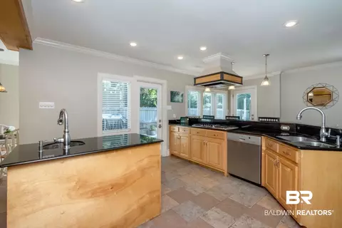 116 Florence Pl, Mobile, AL 36607 photo 13