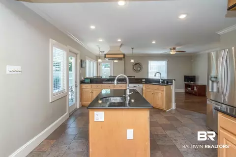 116 Florence Pl, Mobile, AL 36607 photo 12
