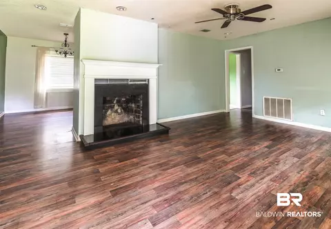 1001 Bradley Ave, Bay Minette, AL 36507