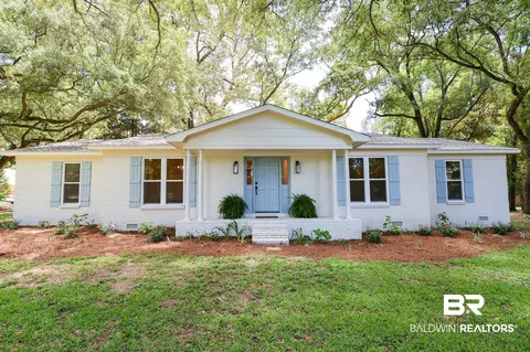 12190 Pecan Grove St, Magnolia Springs, AL 36555