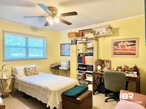 406 E Pine St, Atmore, AL 36502 photo 9