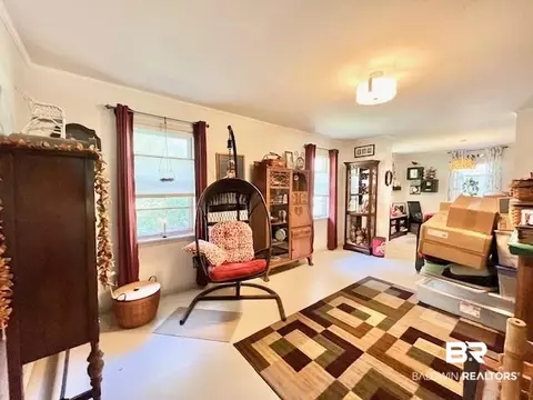 406 E Pine St, Atmore, AL 36502 photo 2