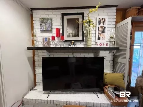 406 E Pine St, Atmore, AL 36502 photo 6