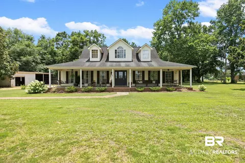 370 Parker Ln, Uriah, AL 36480