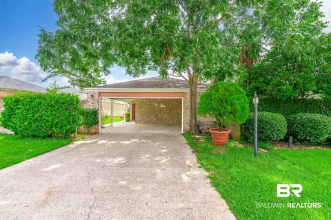 23 Old Mill Ct, Mobile, AL 36608