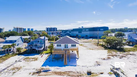 14074 Waterview Dr, Pensacola, FL 32507