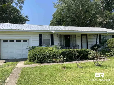 18296 Sidney Ave, Robertsdale, AL 36567
