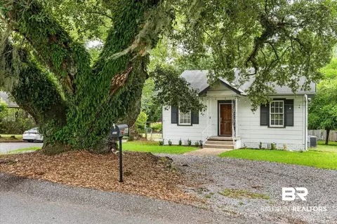 564 N Bishop Ln, Mobile, AL 36608 photo 3
