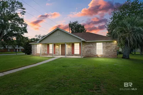 517 E Michigan Ave, Foley, AL 36535