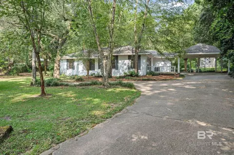 816 Bon Secour St, Fairhope, AL 36532
