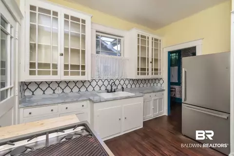 466 Michigan Ave, Mobile, AL 36604 photo 4