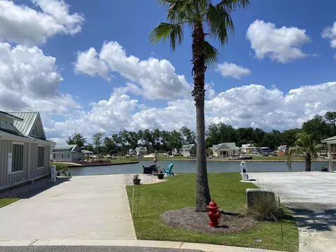 12055 Raptor Ct, Elberta, AL 36530 photo 1