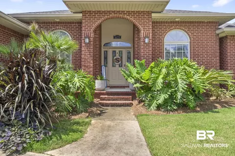 8679 Salt Grass Dr, Pensacola, FL 32526