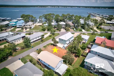 5600 Ornacor Ave, Orange Beach, AL 36561