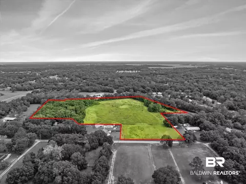 10000 Wells Rd N, Theodore, AL 36582