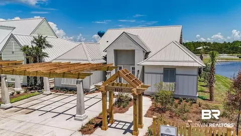 8639 Jamestown Ct, Gulf Shores, AL 36542