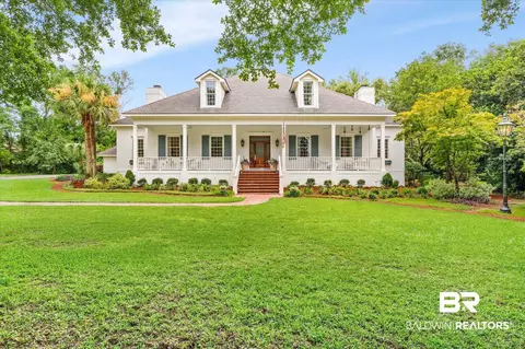 6458 Raintree Rd, Fairhope, AL 36532
