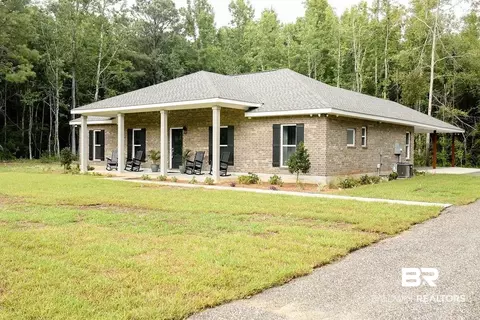 275 Edgewood Ct, Atmore, AL 36502