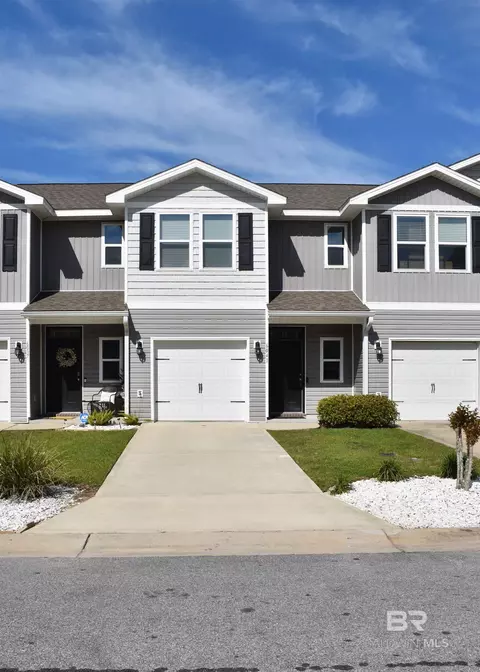 6041 Royal Port Ct, Pensacola, FL 32526