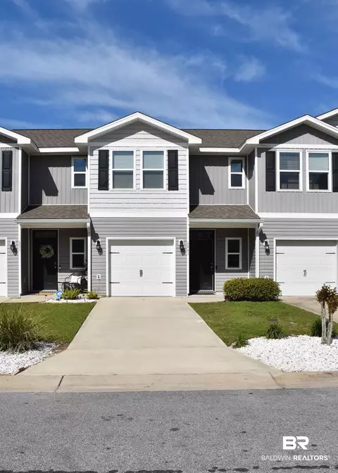 6041 Royal Port Ct, Pensacola, FL 32526