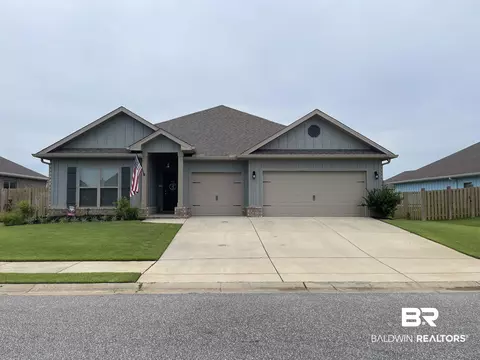 8621 Bronze Ln, Foley, AL 36535