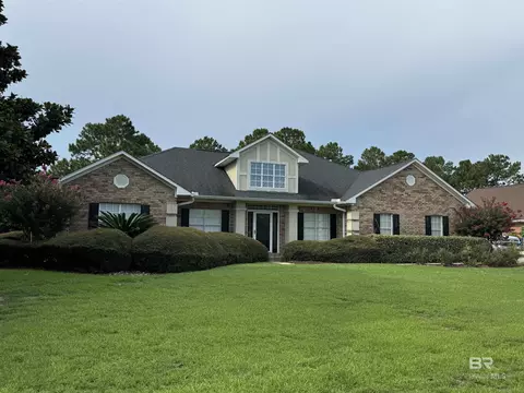 9139 Clubhouse Dr, Foley, AL 36535