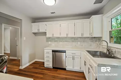 408 La Rose Dr, Mobile, AL 36609 photo 8