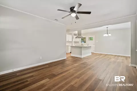 408 La Rose Dr, Mobile, AL 36609 photo 3