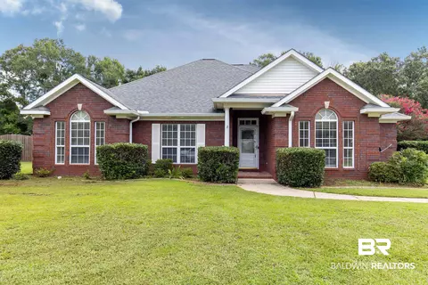 9984 N Briarcliff Dr, Mobile, AL 36608
