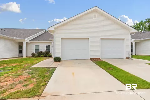 2651 S Juniper St #2102, Foley, AL 36535