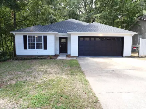 124 Shiloh Dr, Daphne, AL 36526