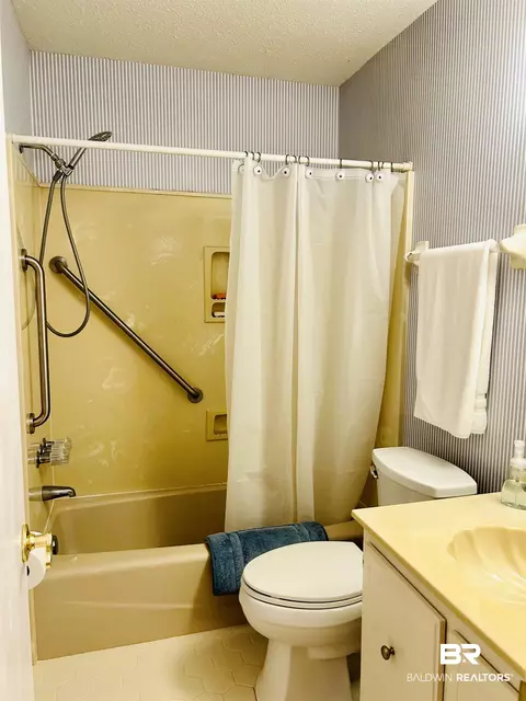 2341 E Huffman Dr, Mobile, AL 36693 photo 22