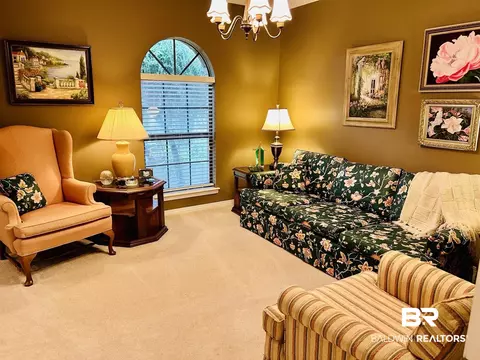 2341 E Huffman Dr, Mobile, AL 36693 photo 9