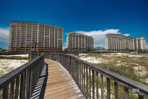 527 Beach Club Trl, Gulf Shores, AL 36542