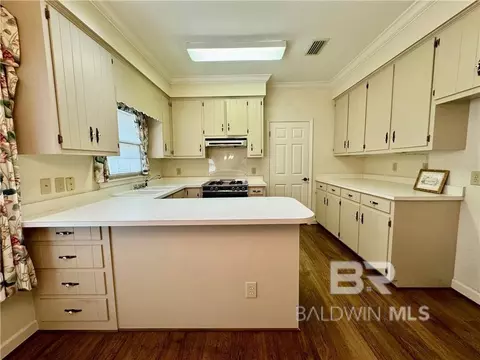 3932 Mcgregor Ct, Mobile, AL 36608 photo 5