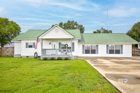 18732 Fairground Rd, Robertsdale, AL 36567