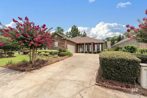 27592 Claiborne Cir, Daphne, AL 36526