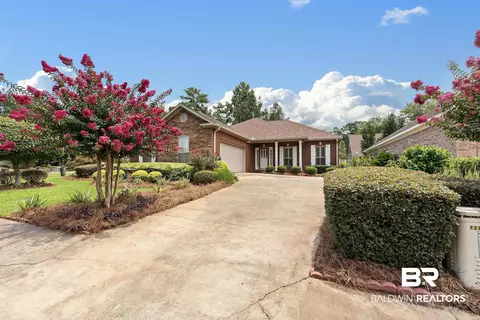 27592 Claiborne Cir, Daphne, AL 36526