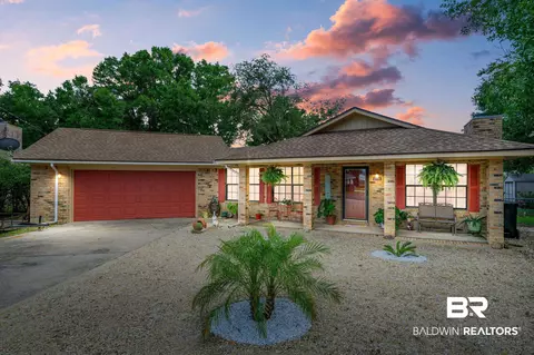 2772 Santa Rosa Cir, Lillian, AL 36549