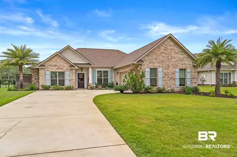 2031 Hogan Dr, Gulf Shores, AL 36542