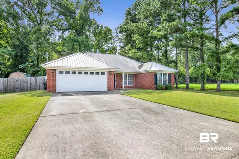 23605 Harvest Creek Dr, Robertsdale, AL 36567