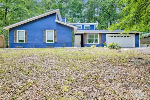 192 Buena Vista Dr, Daphne, AL 36526