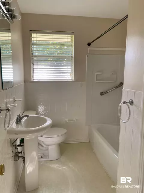 2710 West Rd, Mobile, AL 36693 photo 8